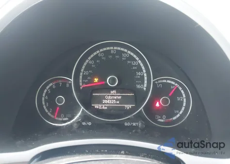 2013 Volkswagen Beetle 2.5L z USA, uszkodzony, nr VIN 3VWJX7AT4DM609349